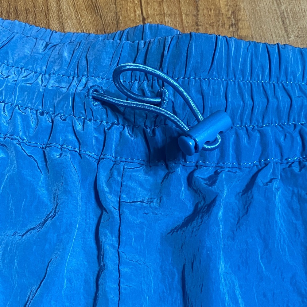 Fabletics Riptide Blue Heights Shimmer Cargo Shor… - image 6